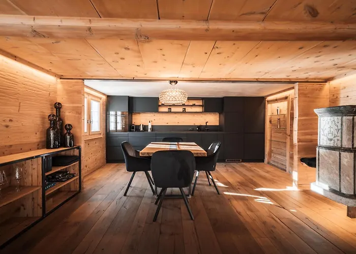 Alpine Nest 1895 Апартаменты *