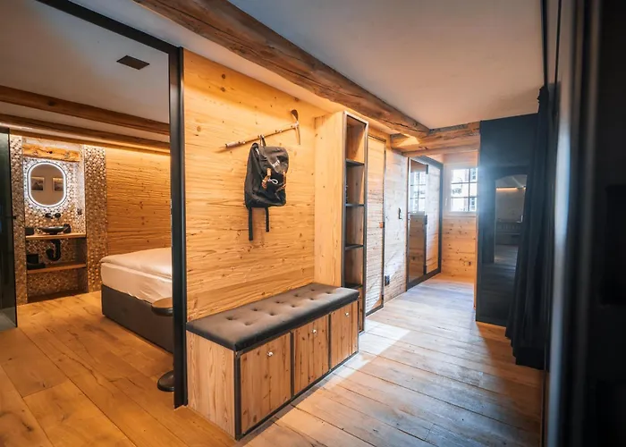 Alpine Nest 1895 Церматт