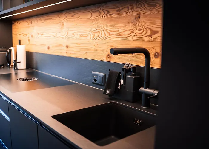 Апартаменты Alpine Nest 1895 Церматт