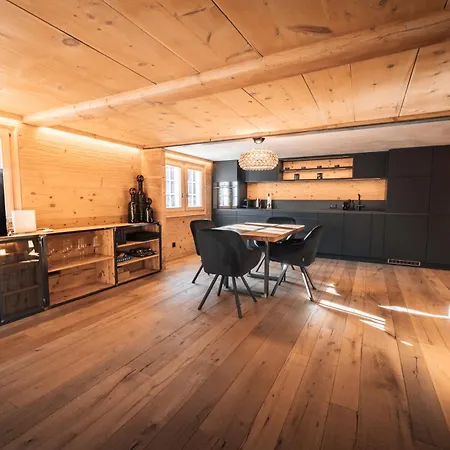 Alpine Nest 1895 Διαμέρισμα *